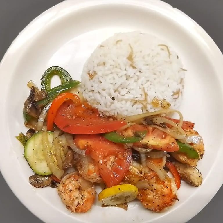 Savor Your Lunch with Us